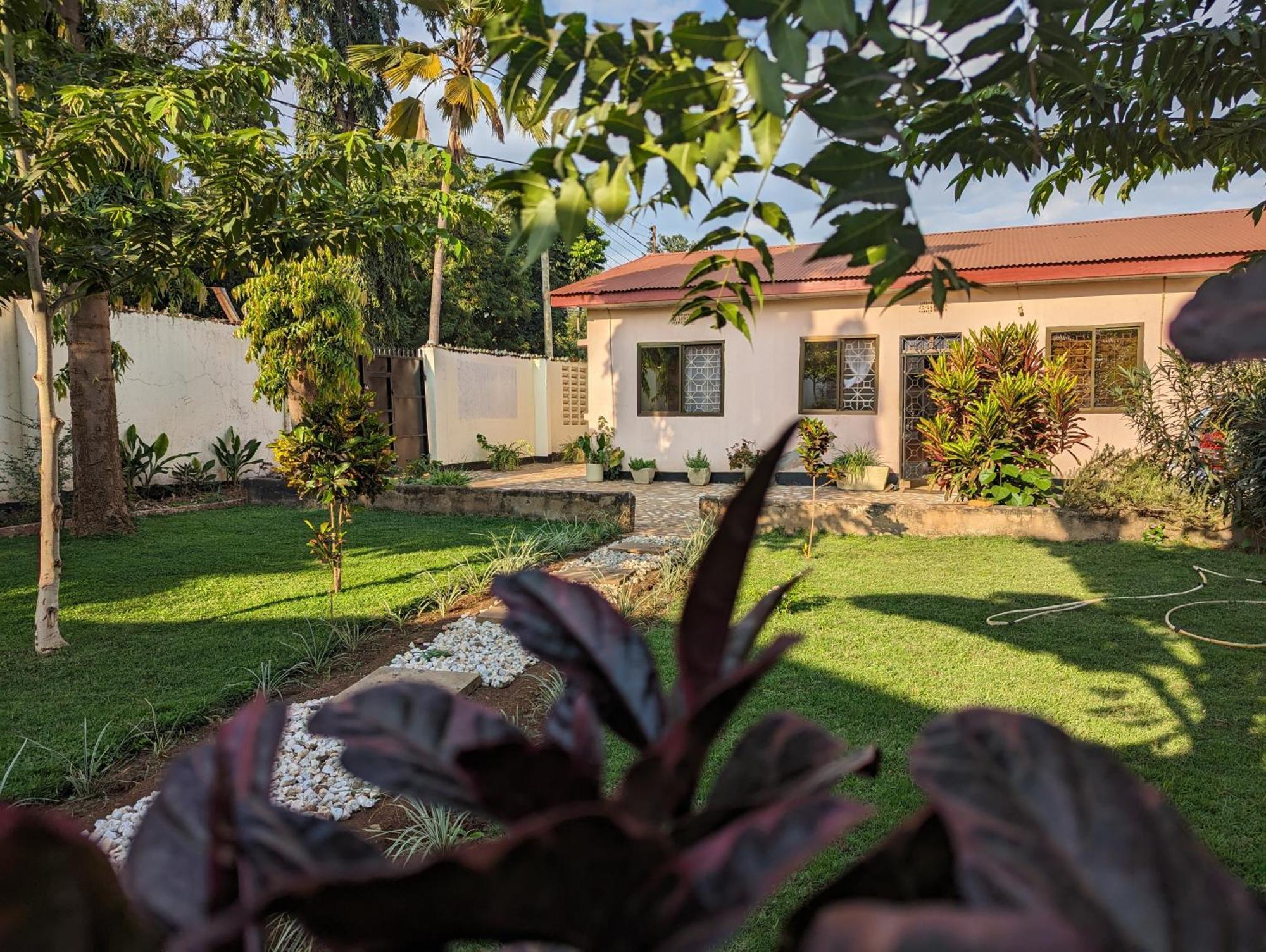 The Lion King Homestay Moshi Eksteriør bilde